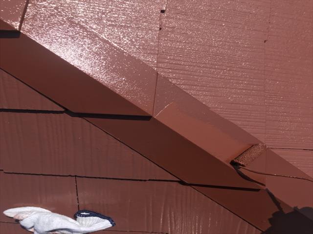 屋根板金塗装　ファインウレタン塗布