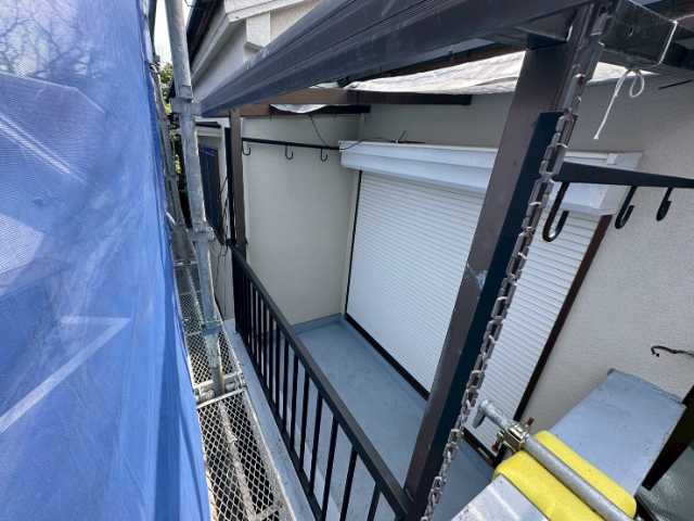 ベランダ側の足場状況