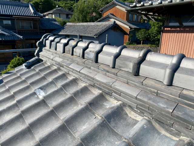 吹田市で瓦屋根葺き替え工事、施工前