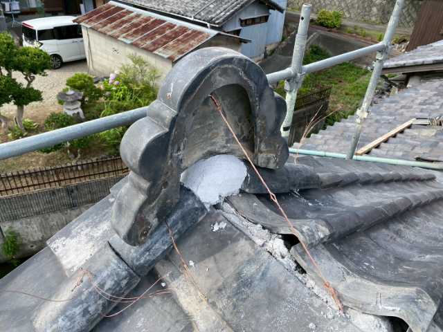 鬼瓦周辺の漆喰欠損