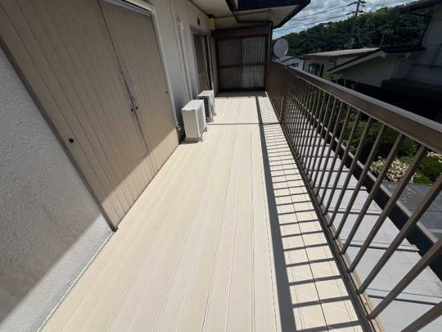 ベランダ床面の状況
